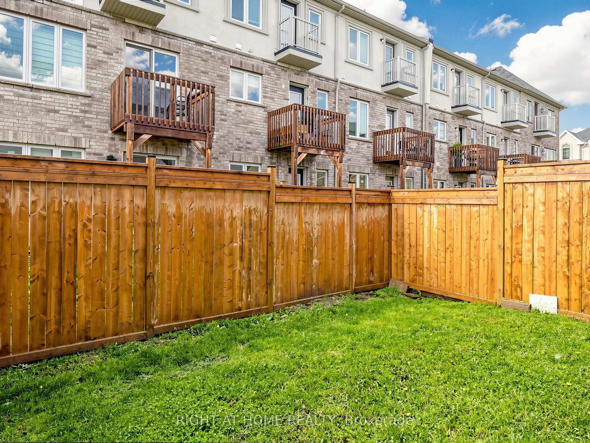 124 Mosaic Drive photo 36