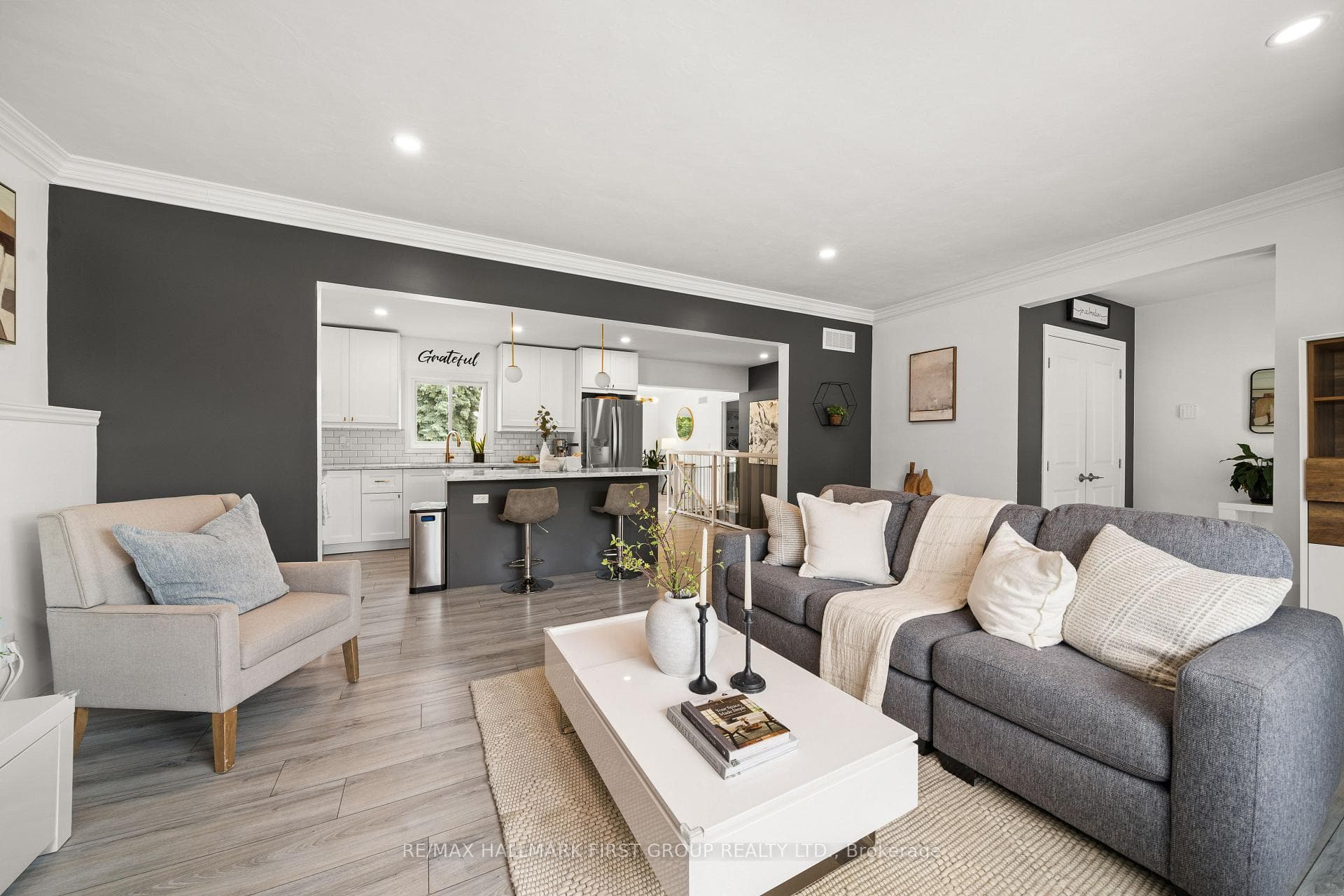 6 Orchard Avenue photo 6