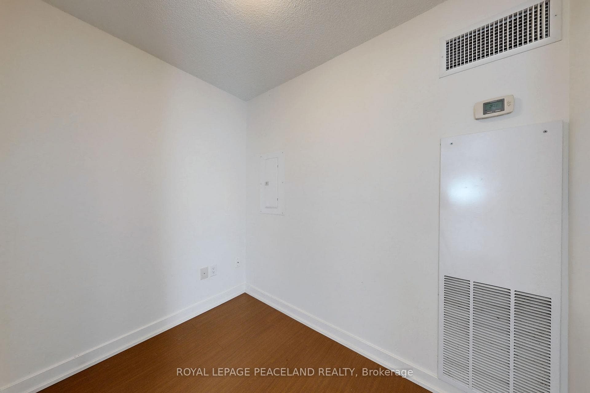 33 Singer Court Unit 1209 photo 19