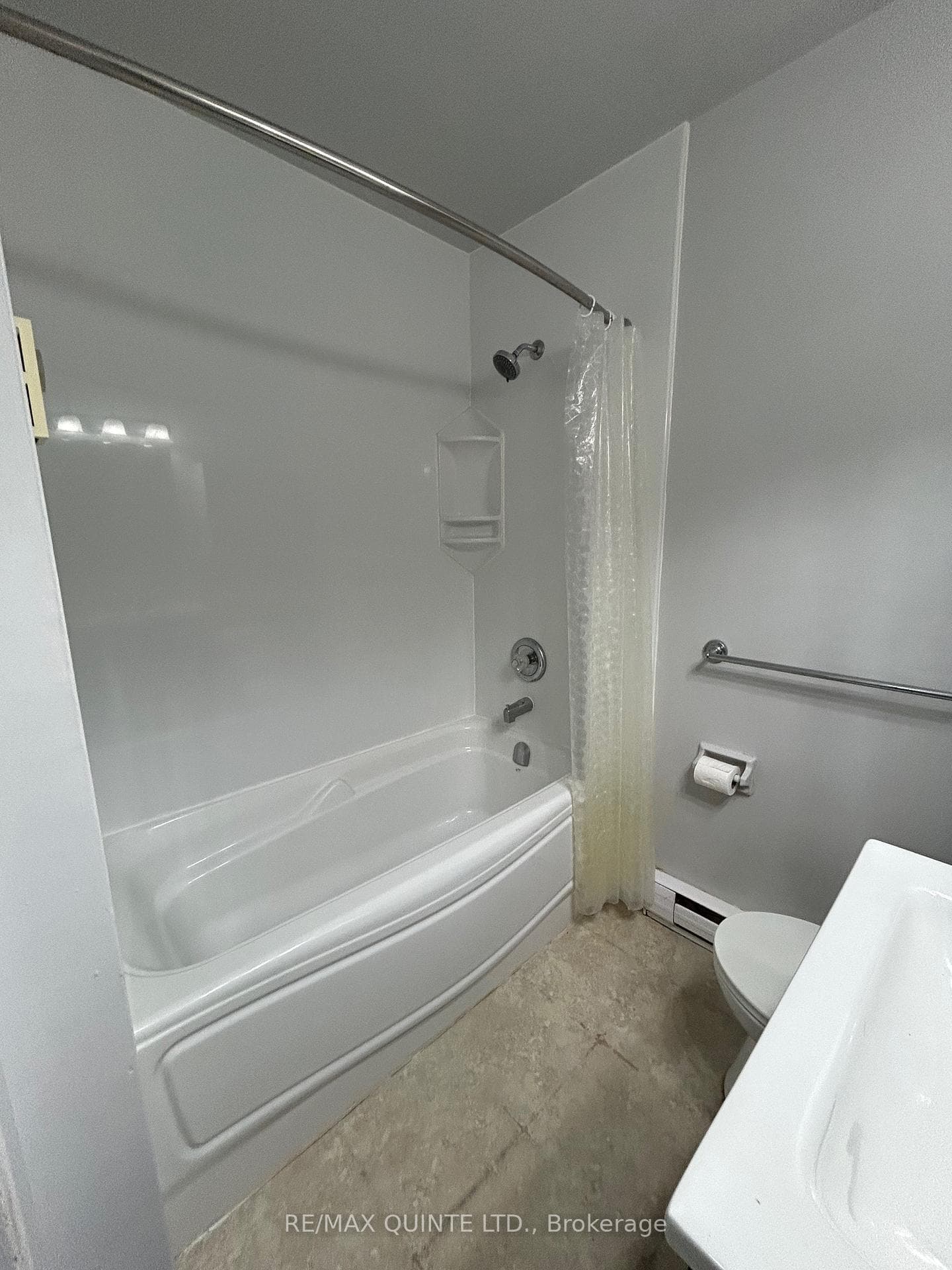 Soaker tub and new tub surround