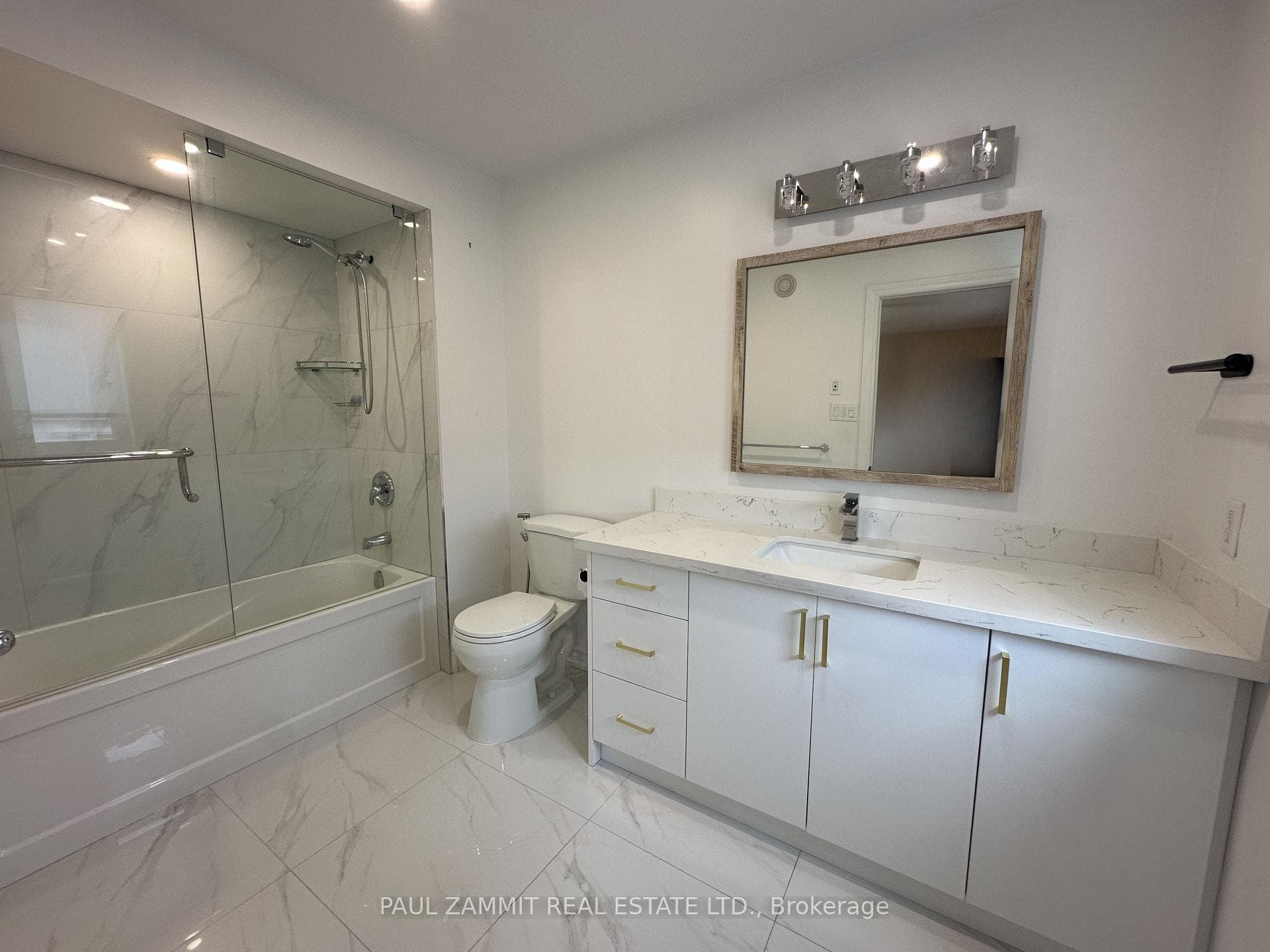 103 Scoville Square photo 22