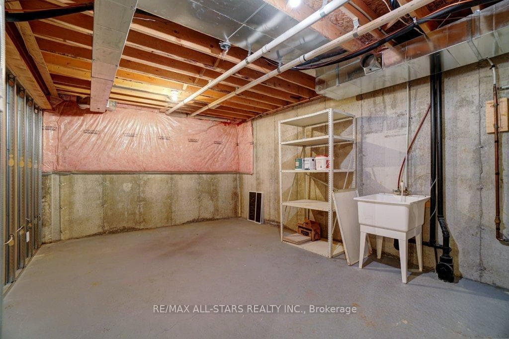 23 Geo Izatt Drive photo 31