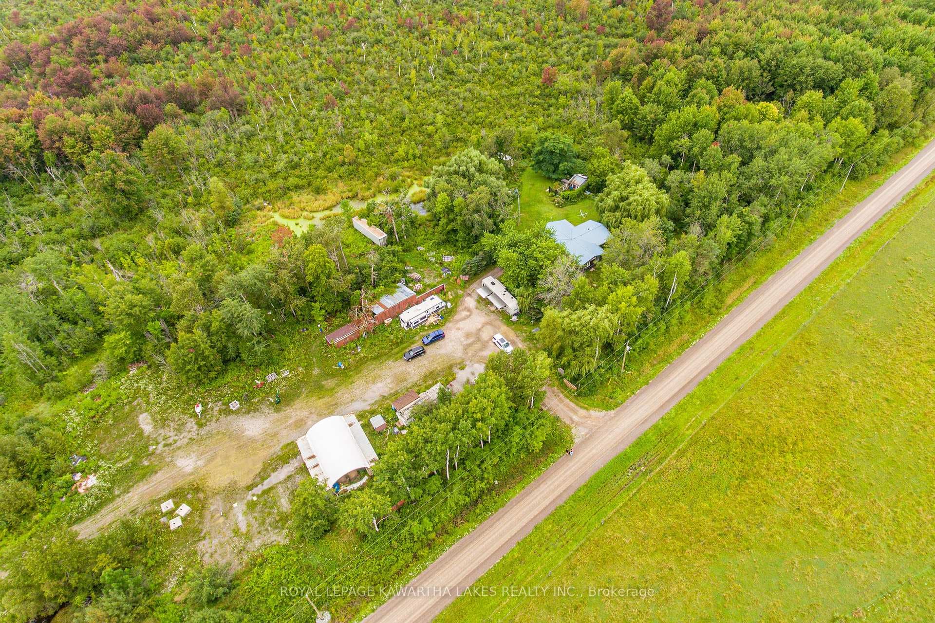 917 Settlers Road photo 36