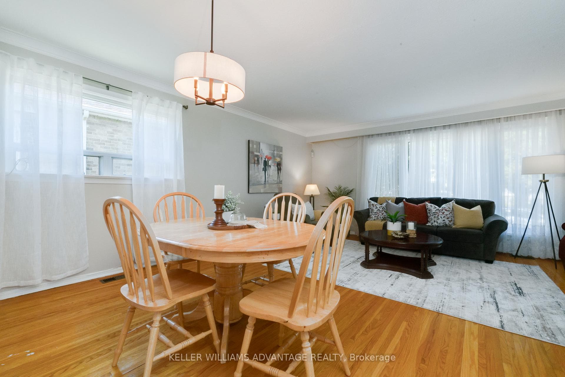 16 Droxford Avenue photo 9