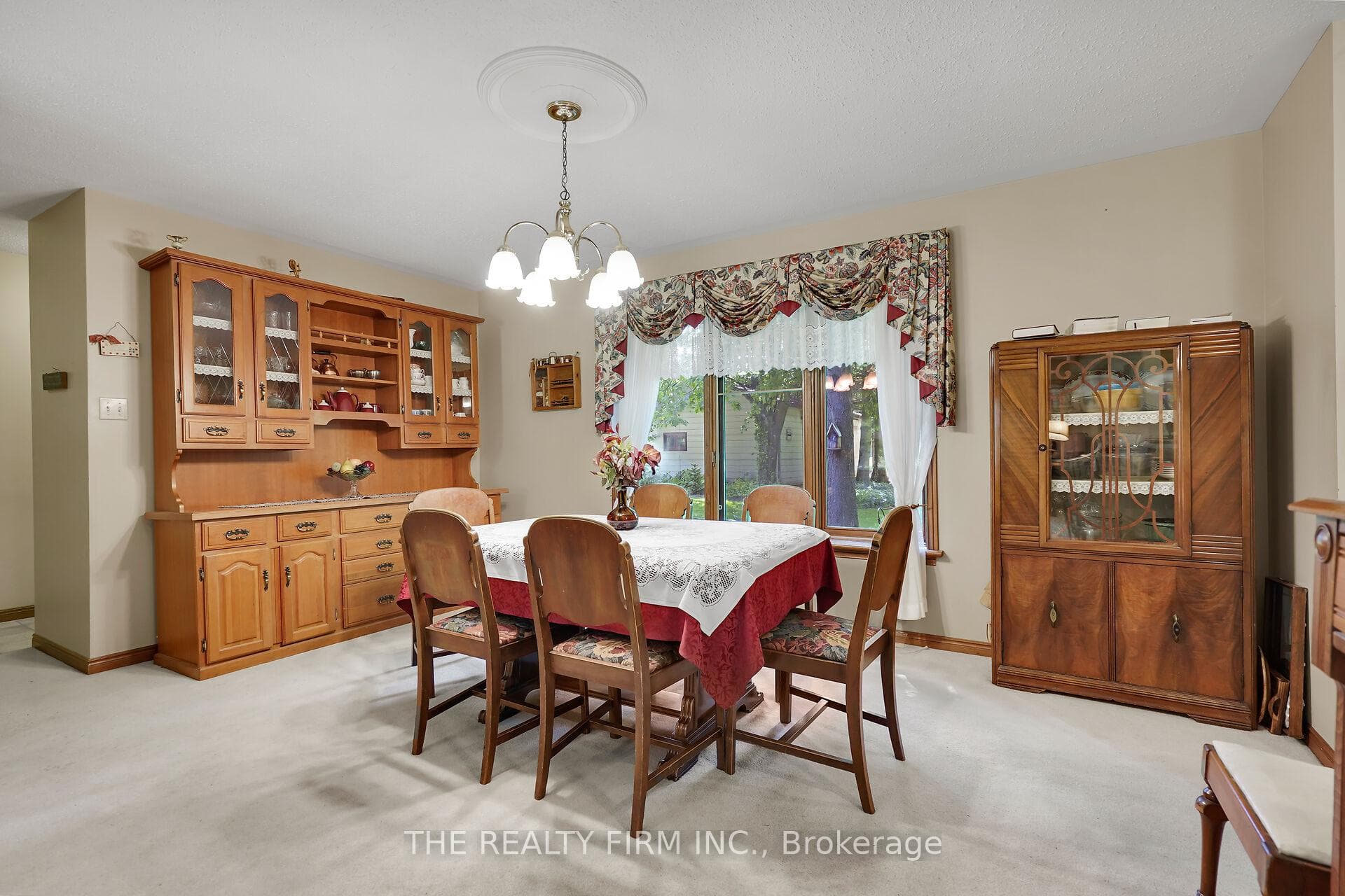 11033 Somers Road photo 9