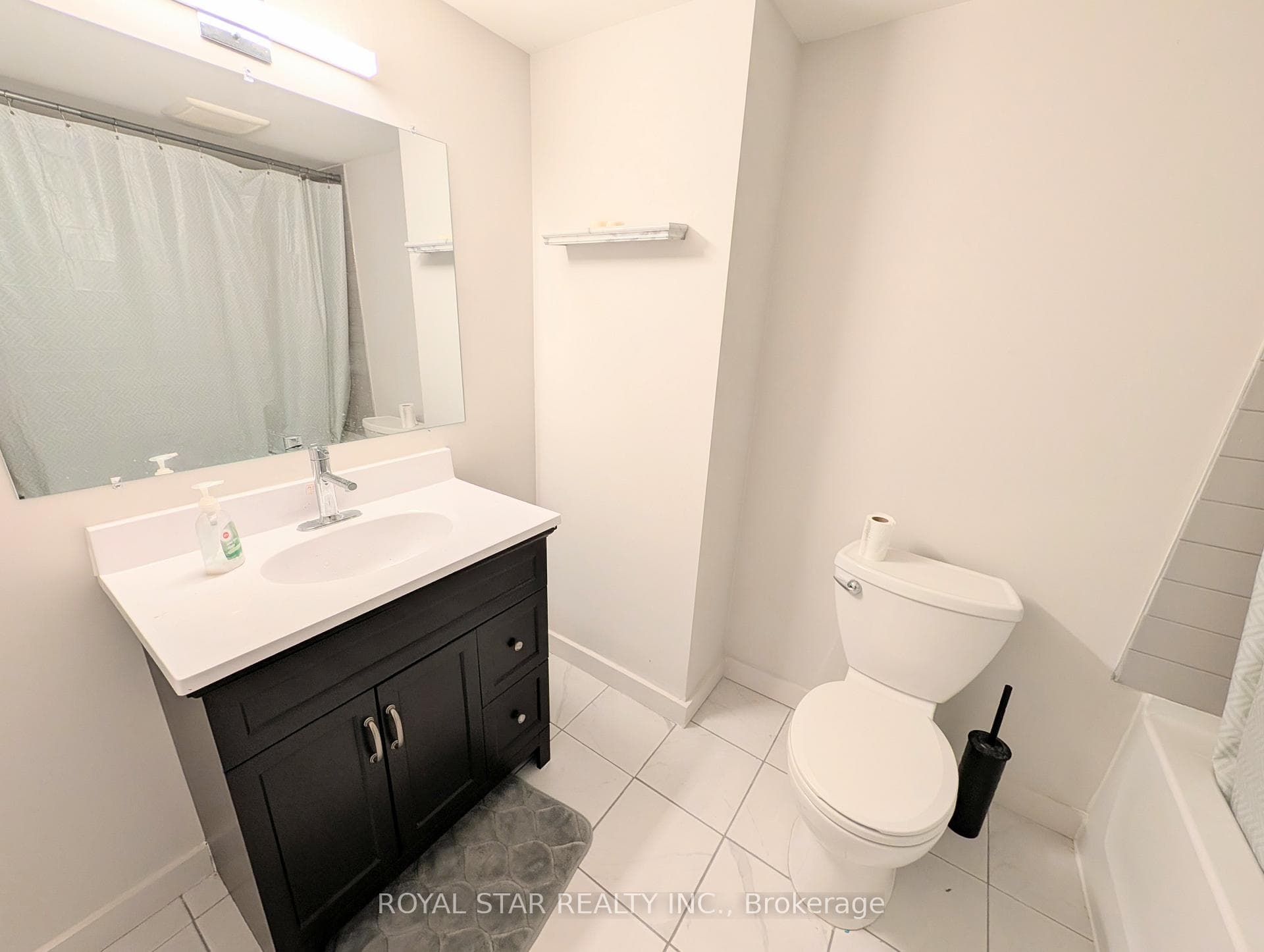201 Pisces Terrace photo 34