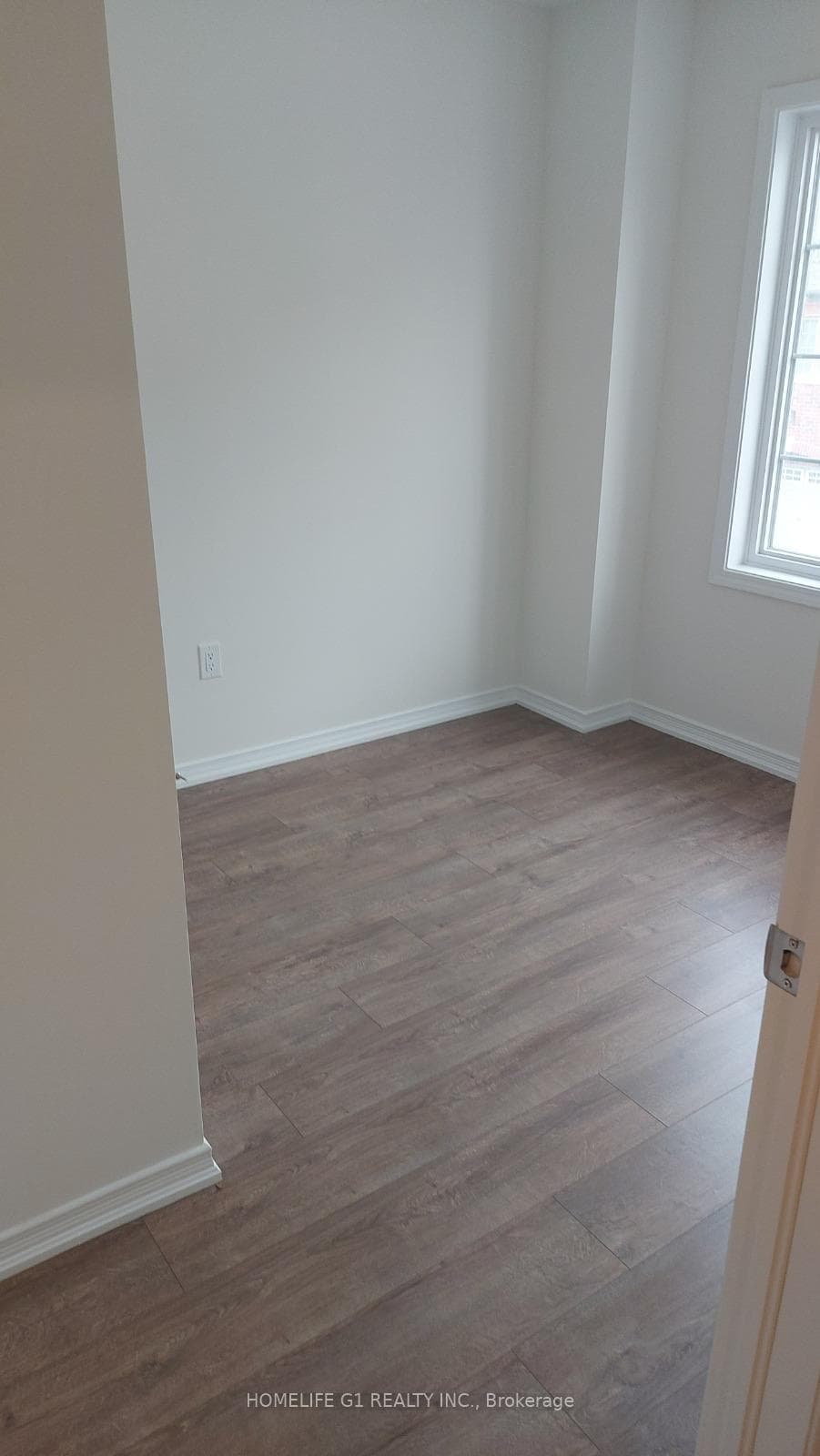 2668 Magdalen Path photo 7
