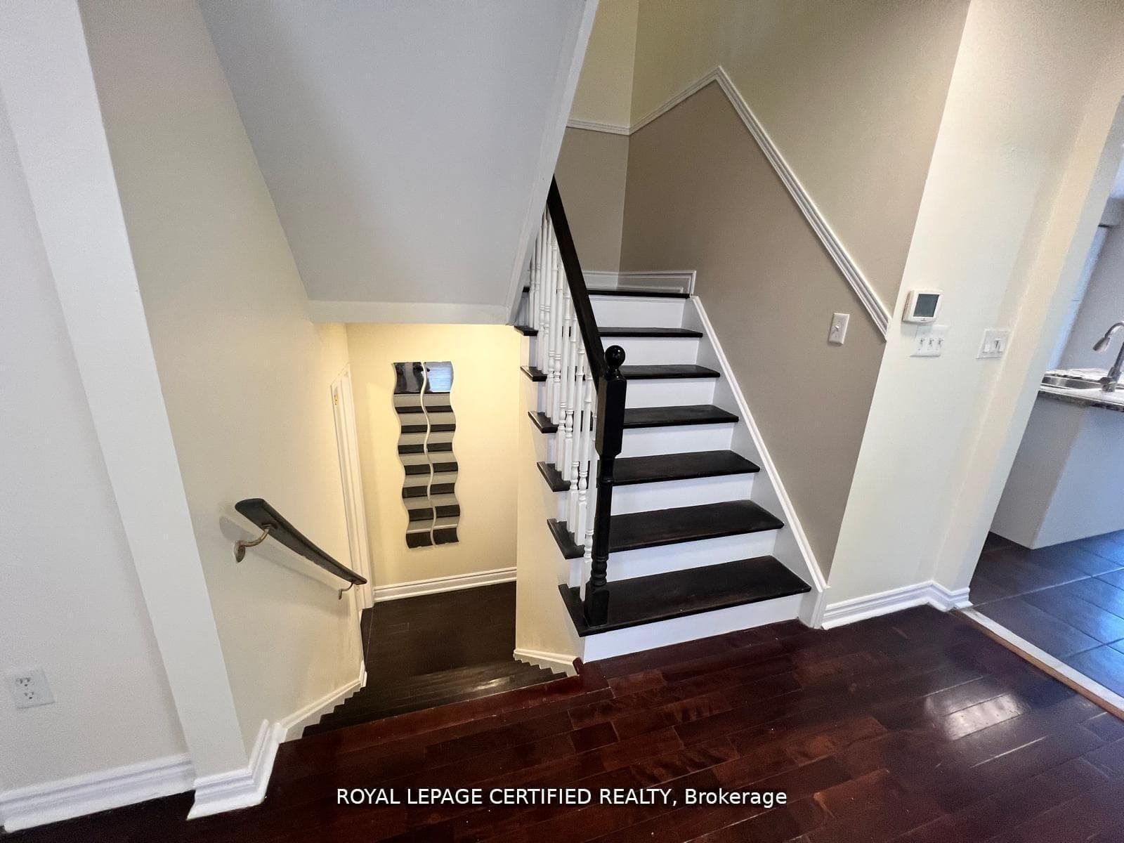 426 Orange Walk Crescent photo 5