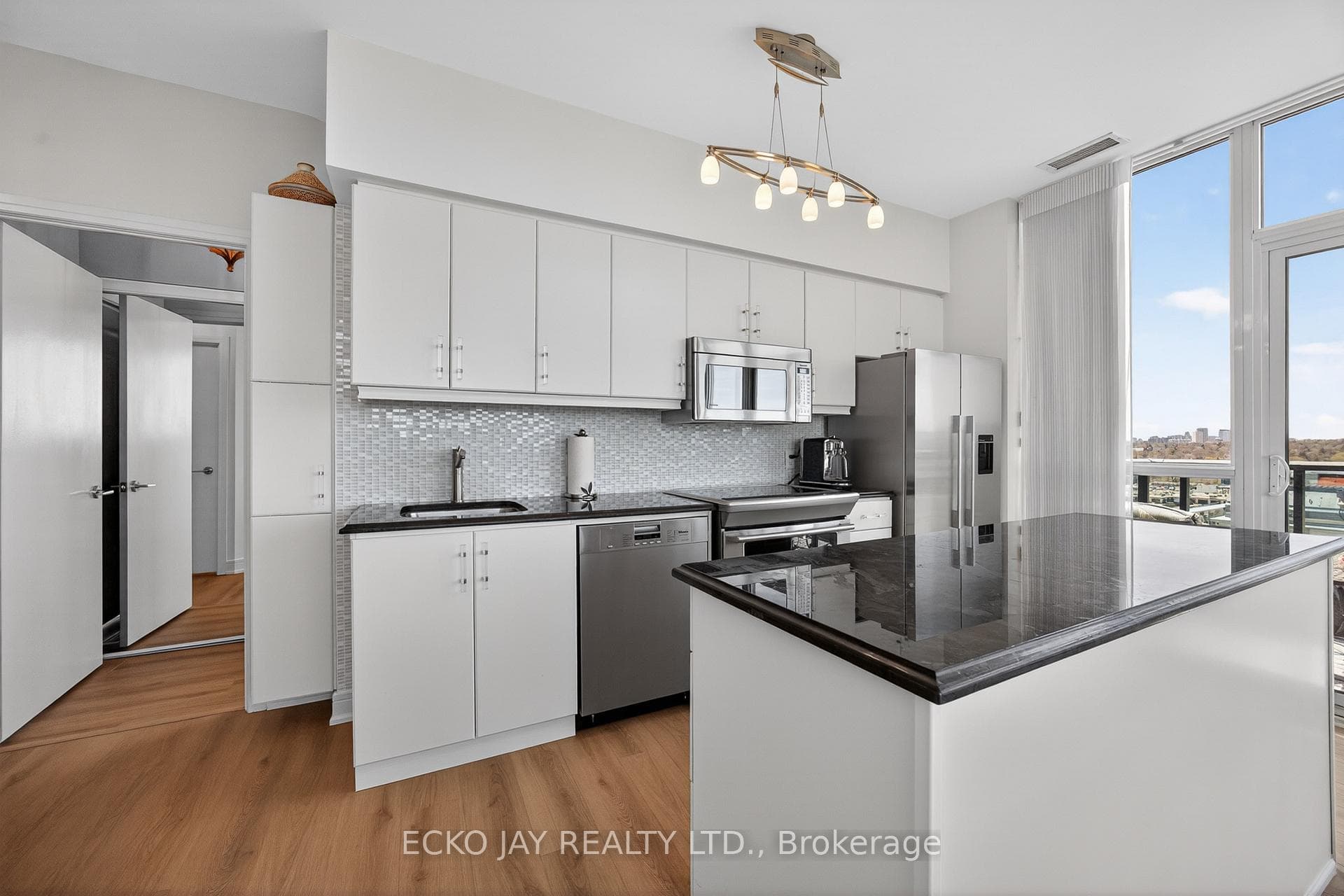 35 Brian Peck Crescent Unit Ph01 photo 8