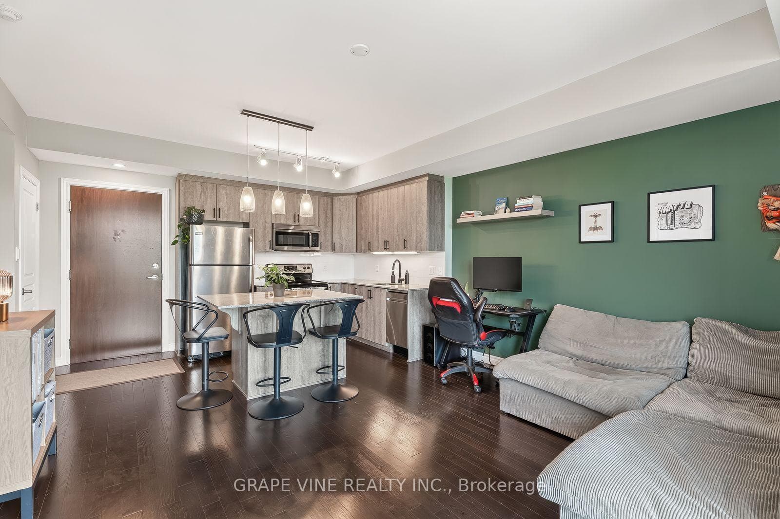705 Beauparc Private Unit 306 photo 20