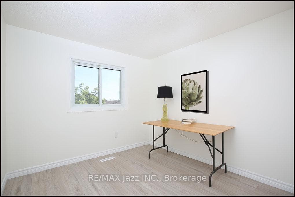 611 Galahad Drive Unit 90 photo 11