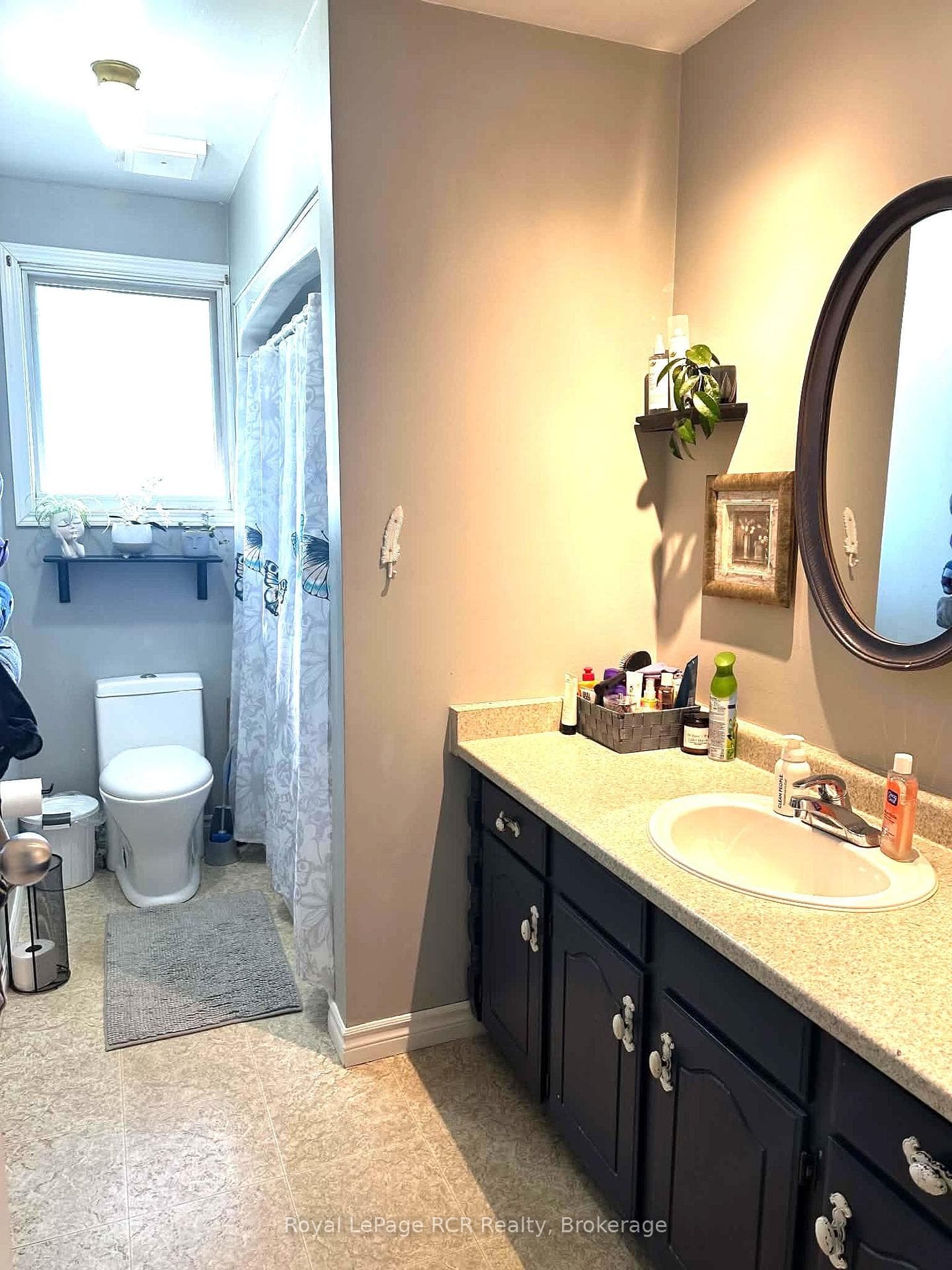 Main 4 piece bath