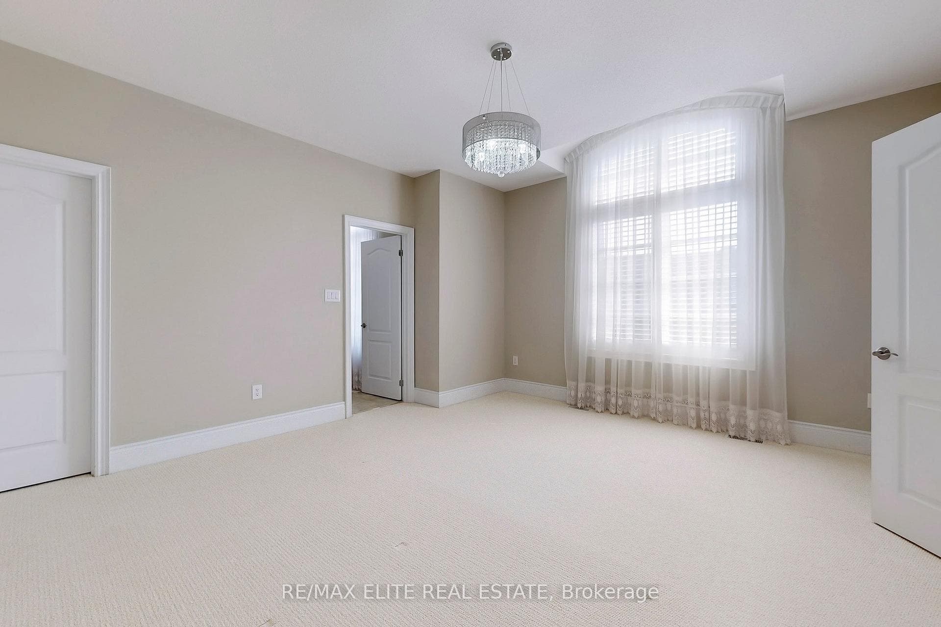 59 Carisbrooke Circle photo 30