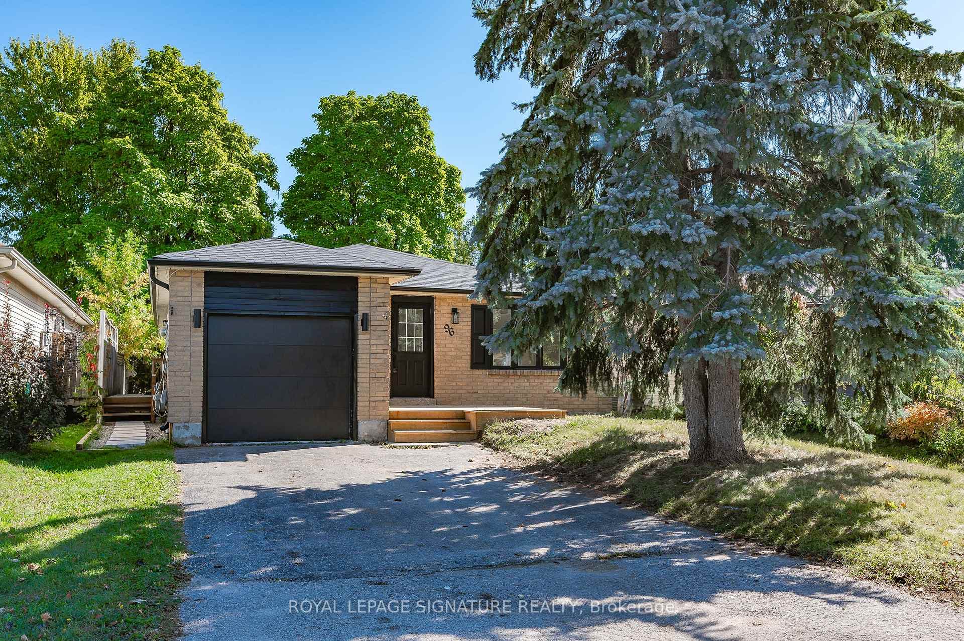 96 Hickling Trail Unit Bsmt photo 1
