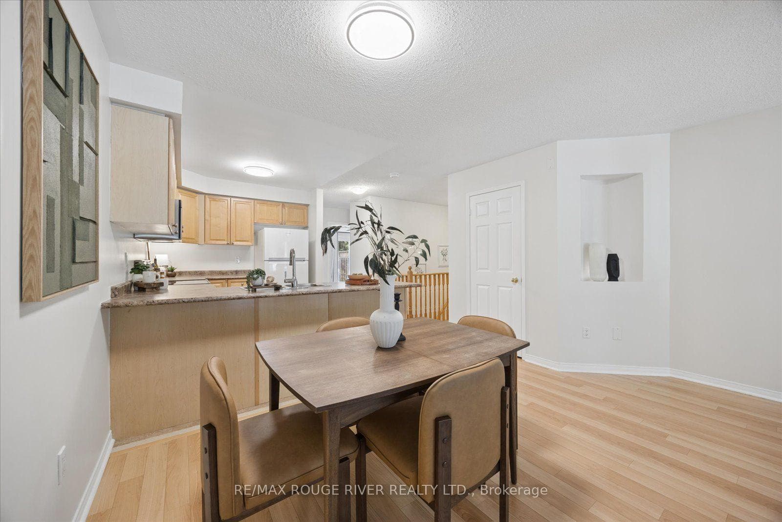 37 Burwell Street photo 10