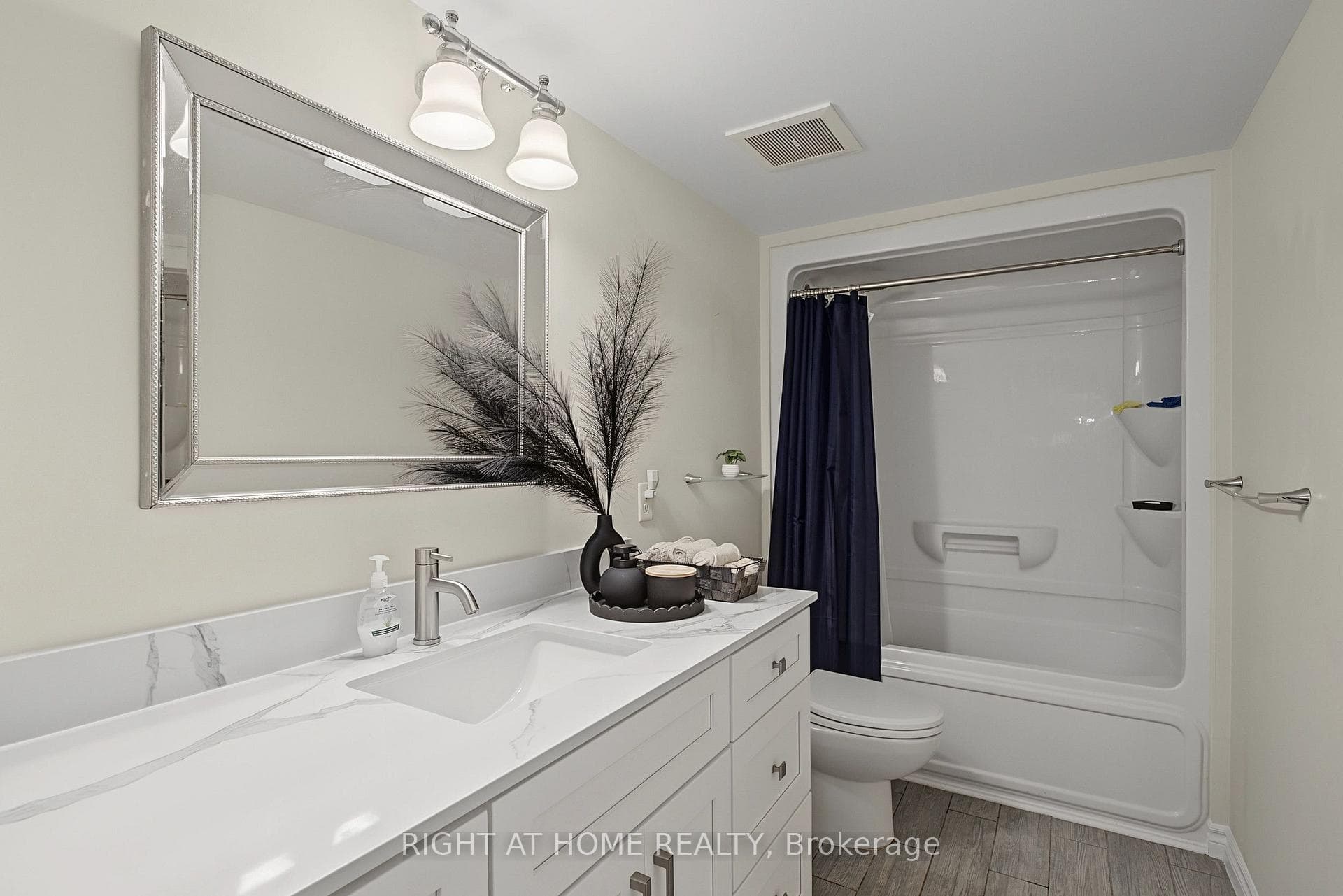 1491 Maple Avenue Unit 111 photo 16