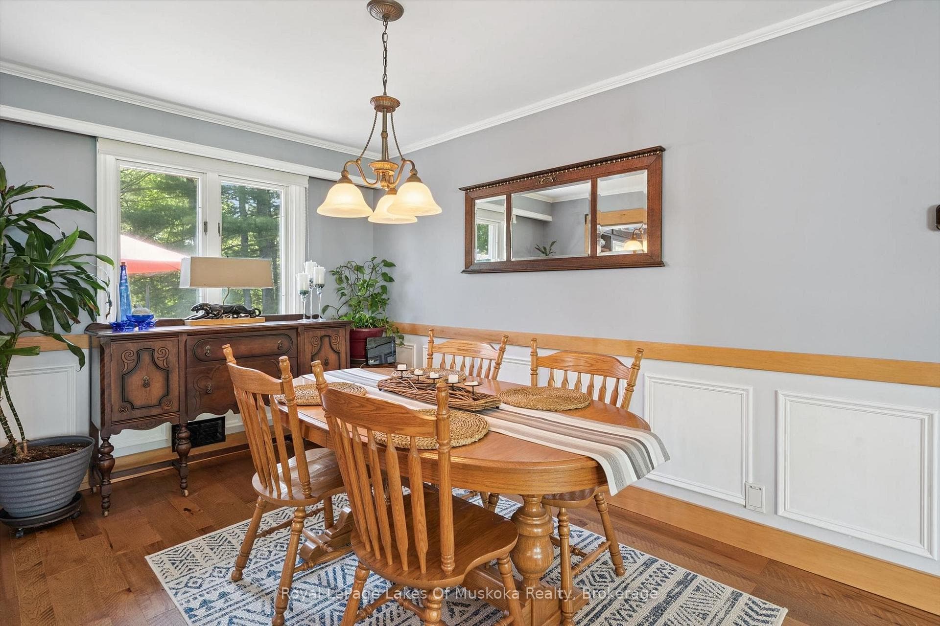 1012 Grey Street photo 15