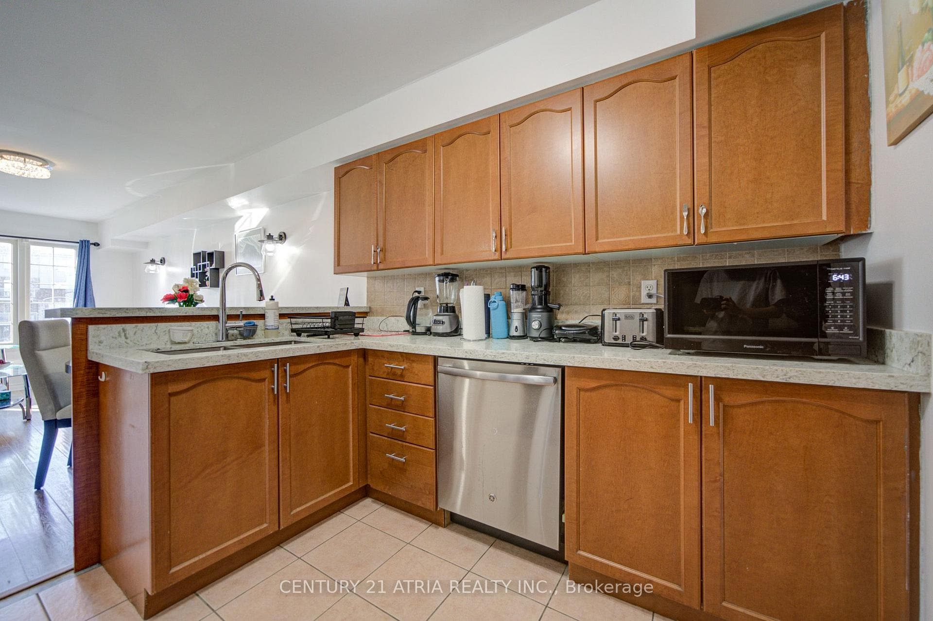 200 McLevin Avenue Unit 127 photo 18