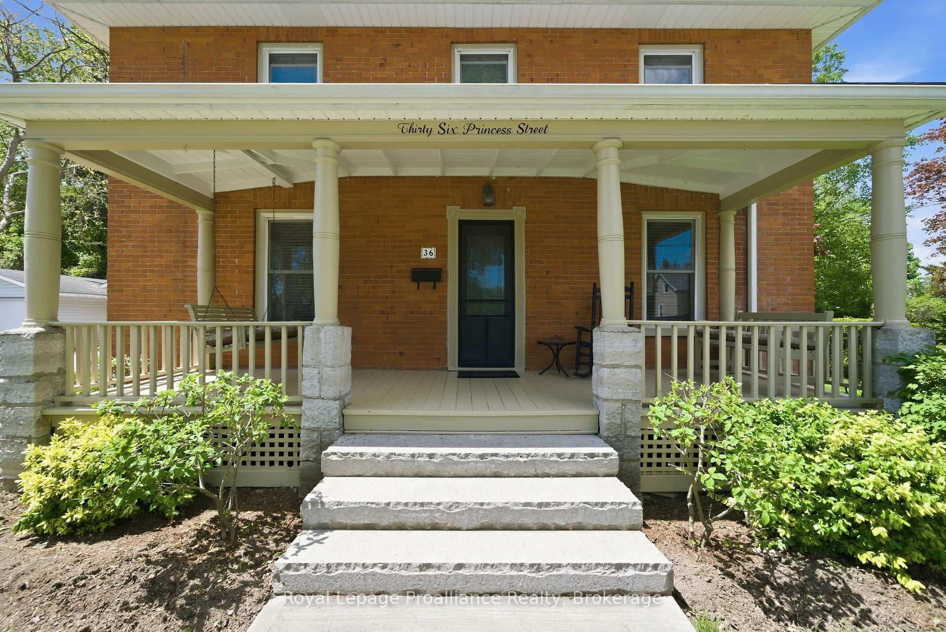 36 Princess Street photo 3