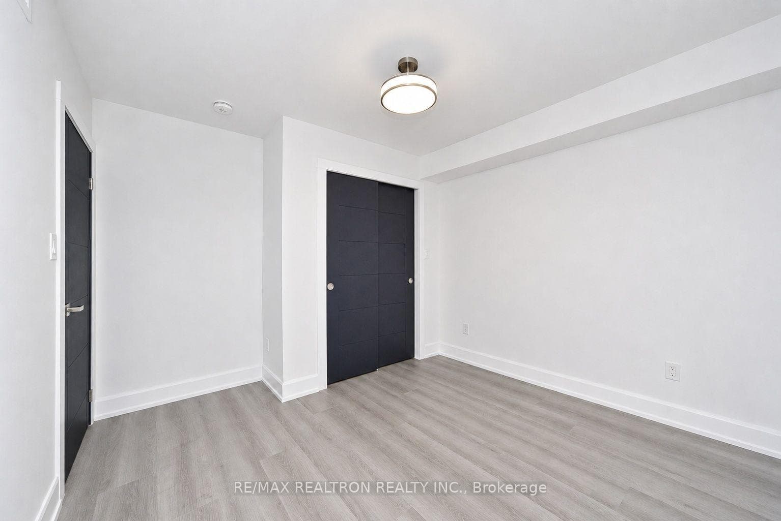 230 Boon Avenue Unit 4 photo 13