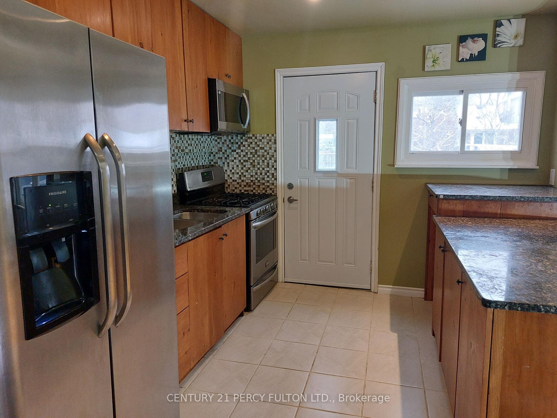 98 Westbourne Avenue photo 8