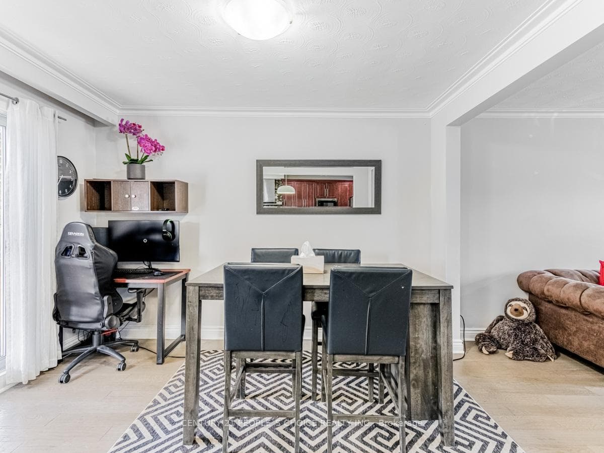 405 Revus Avenue photo 8