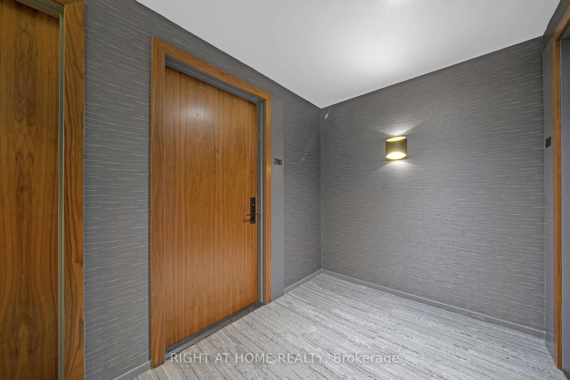 99 Foxbar Road Unit 2110 photo 29