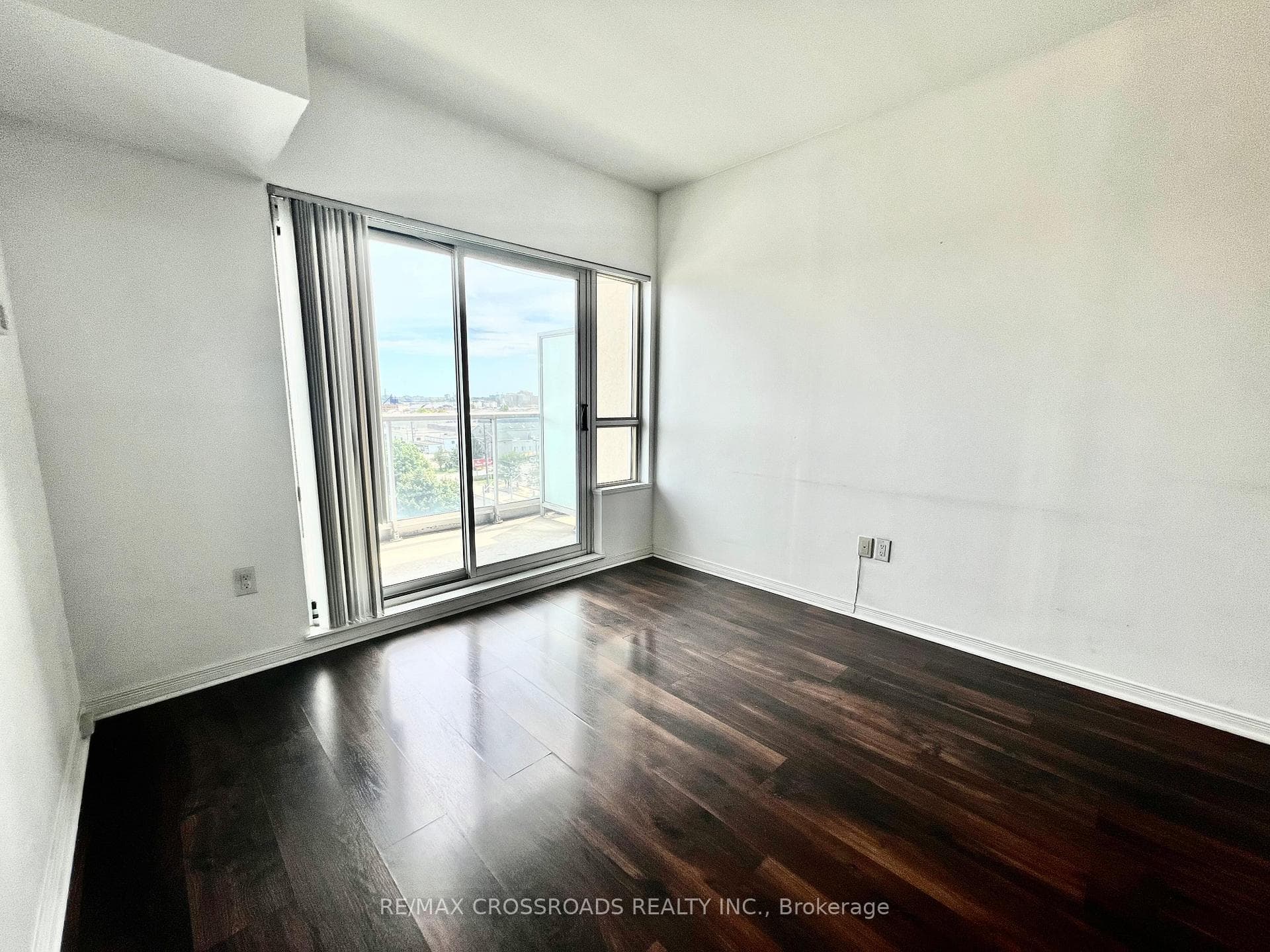 4600 Steeles Avenue Unit 803 photo 5