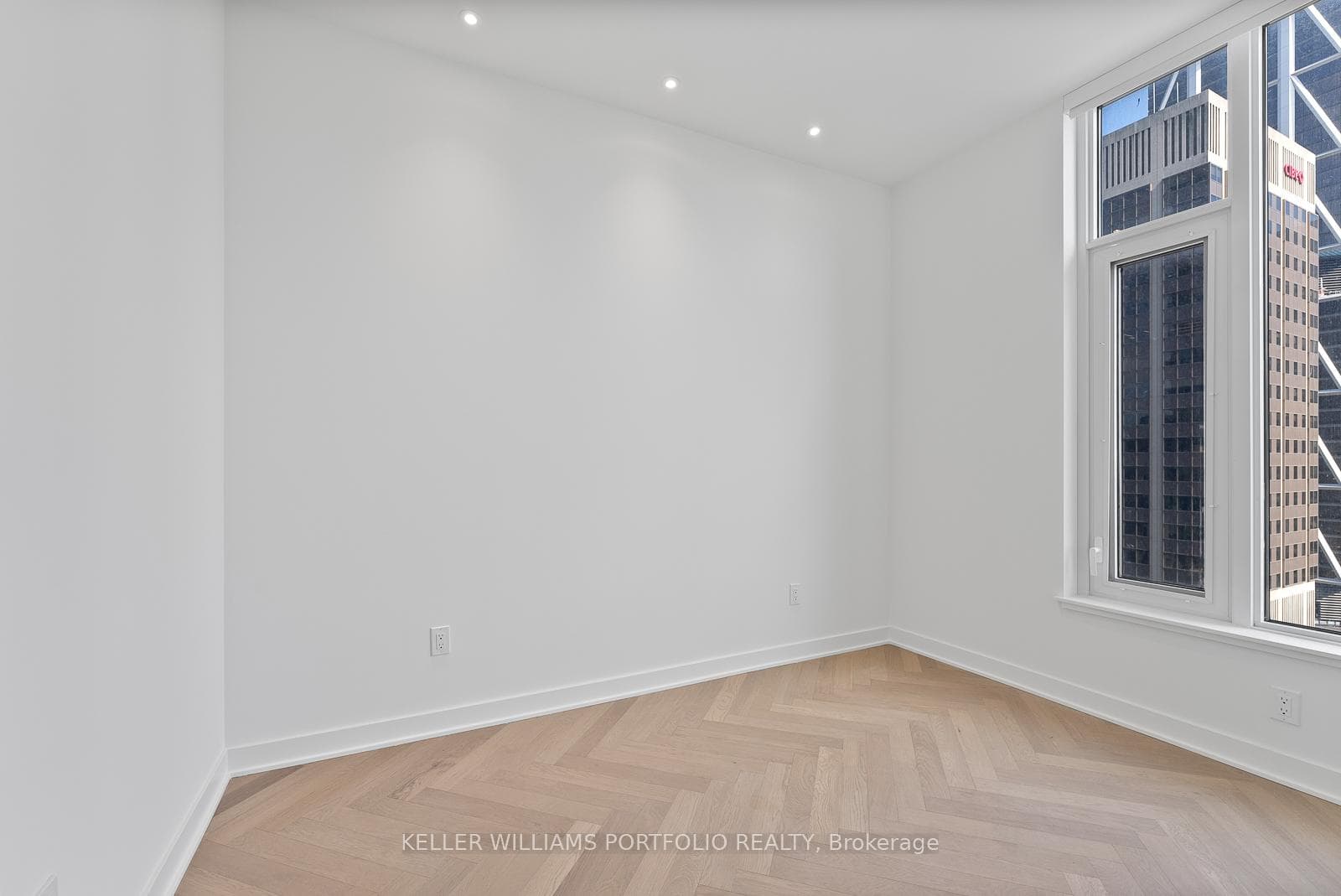 11 Yorkville Avenue Unit 2907 photo 18