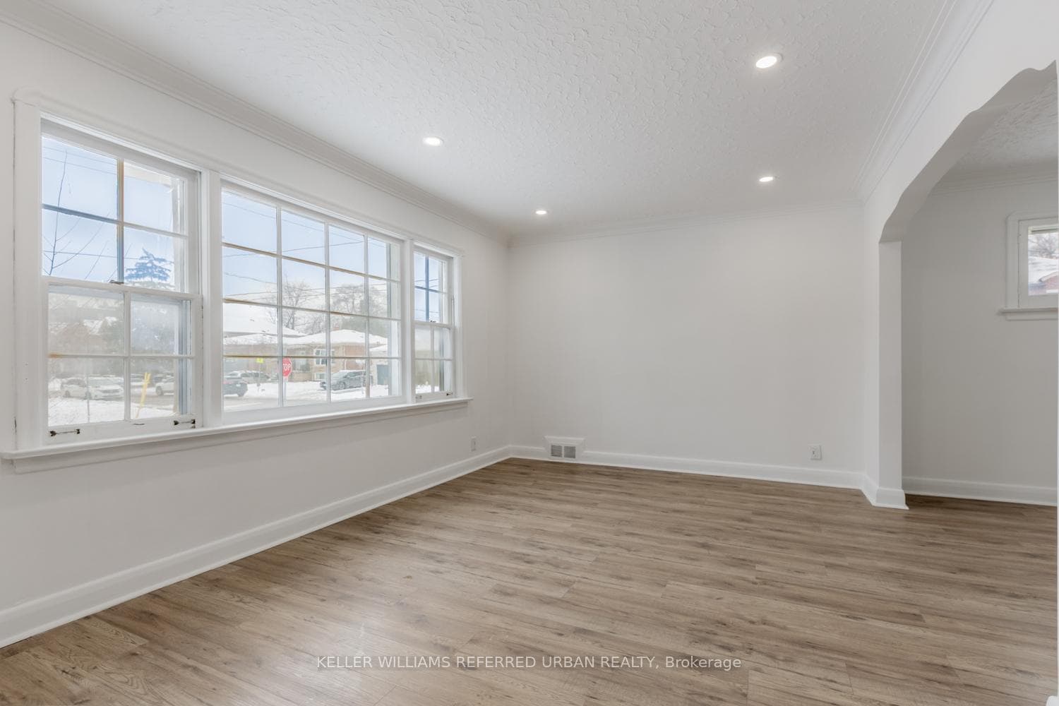 93 Glen Rush Boulevard photo 7