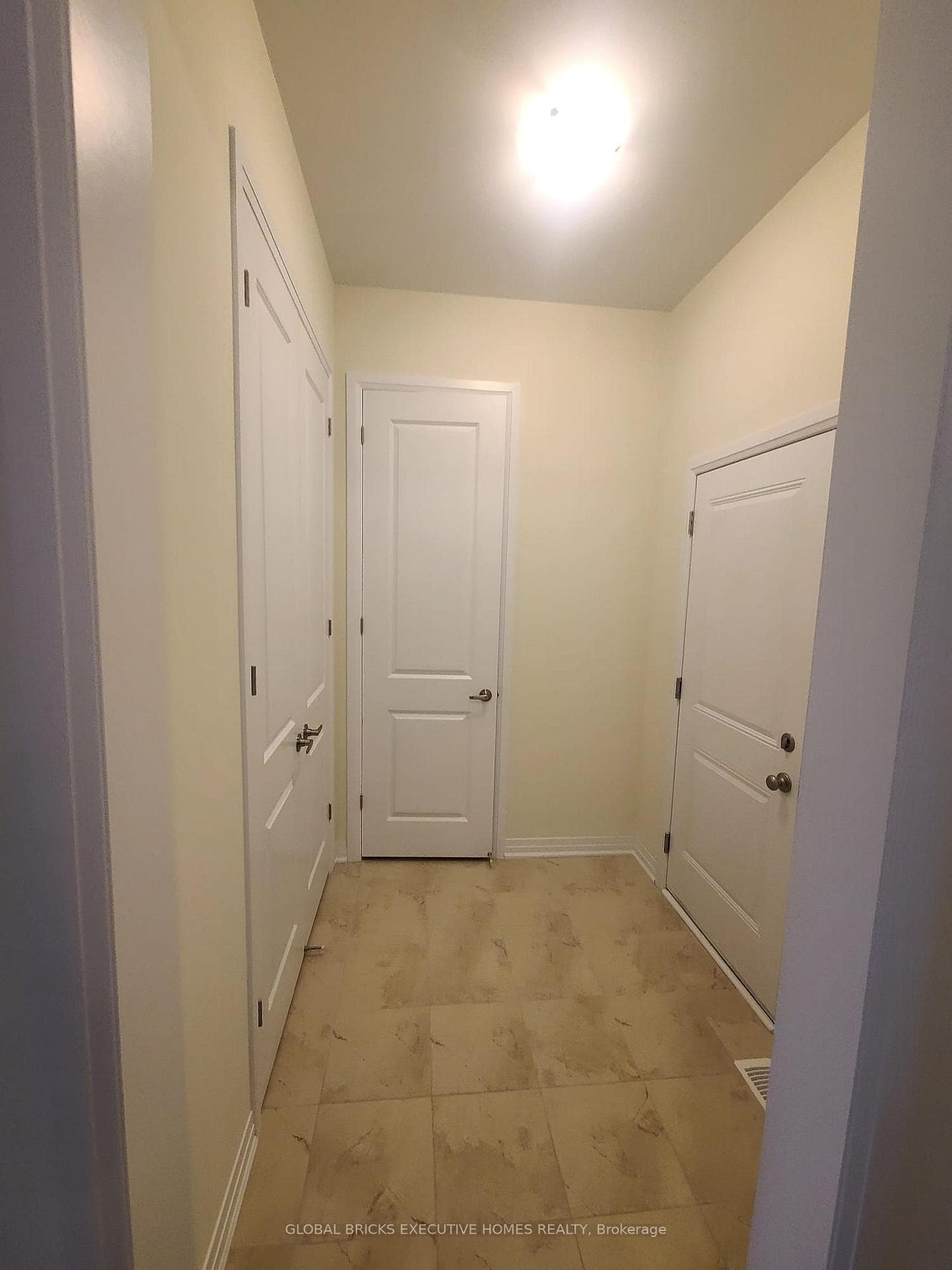 11 Poett Avenue photo 25