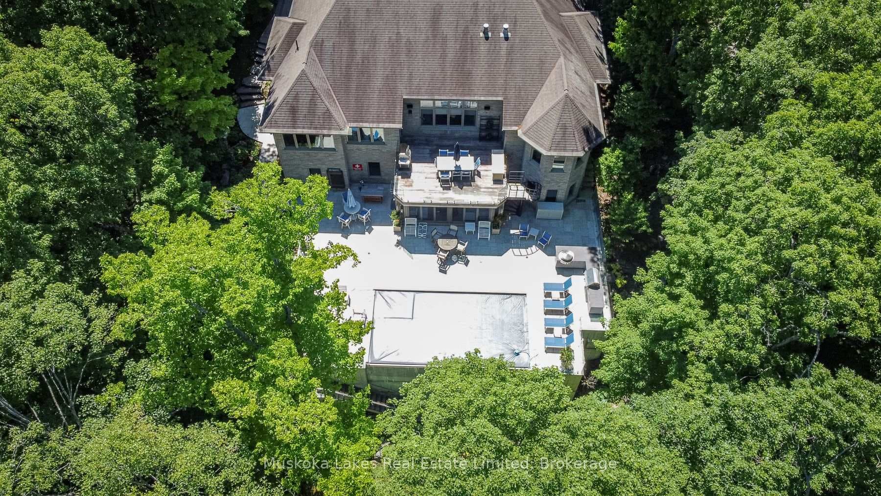 44 Estate Drive photo 32