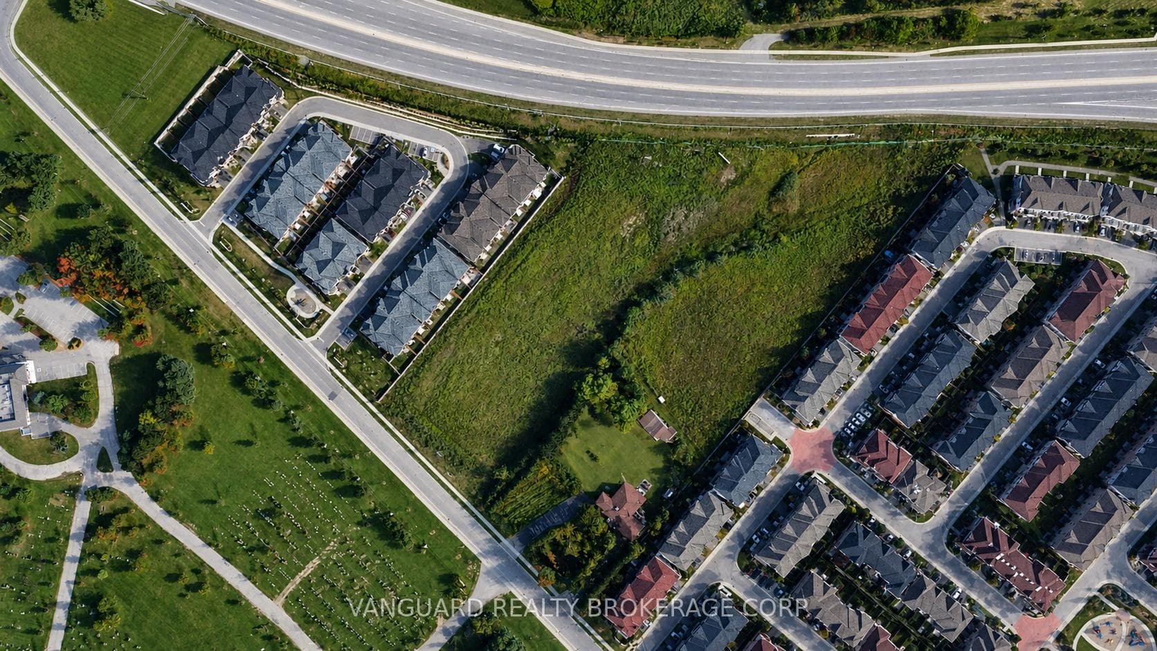 14 Chinguacousy Road photo 5
