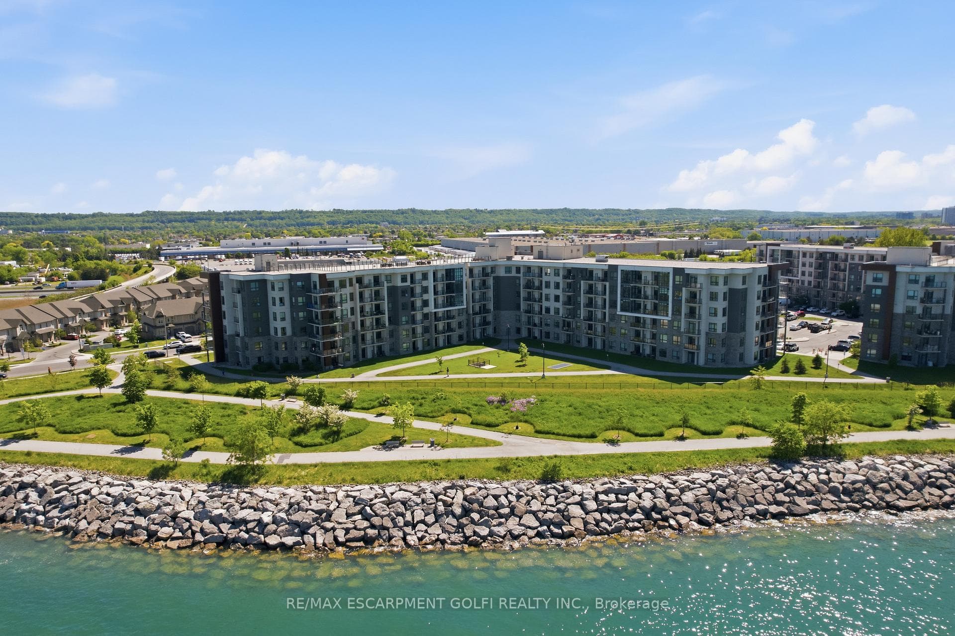 101 SHOREVIEW Place Unit 129 photo 1