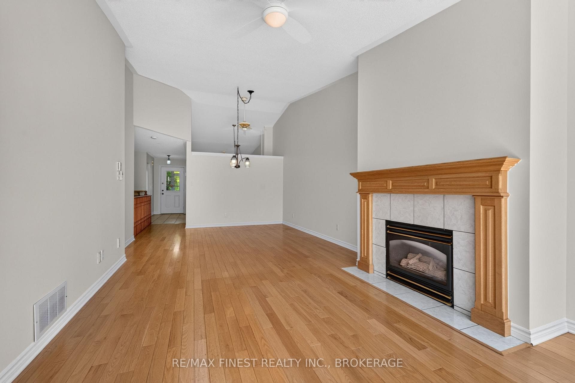 712 Millwood Drive photo 11