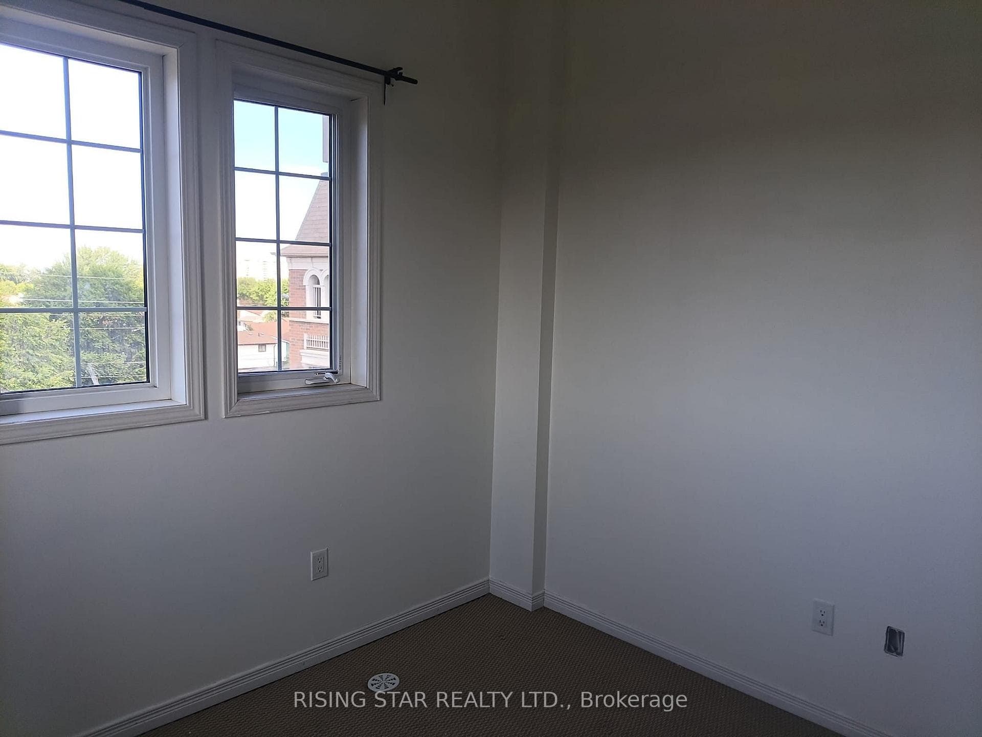 180 Howden Boulevard Unit 40 photo 16