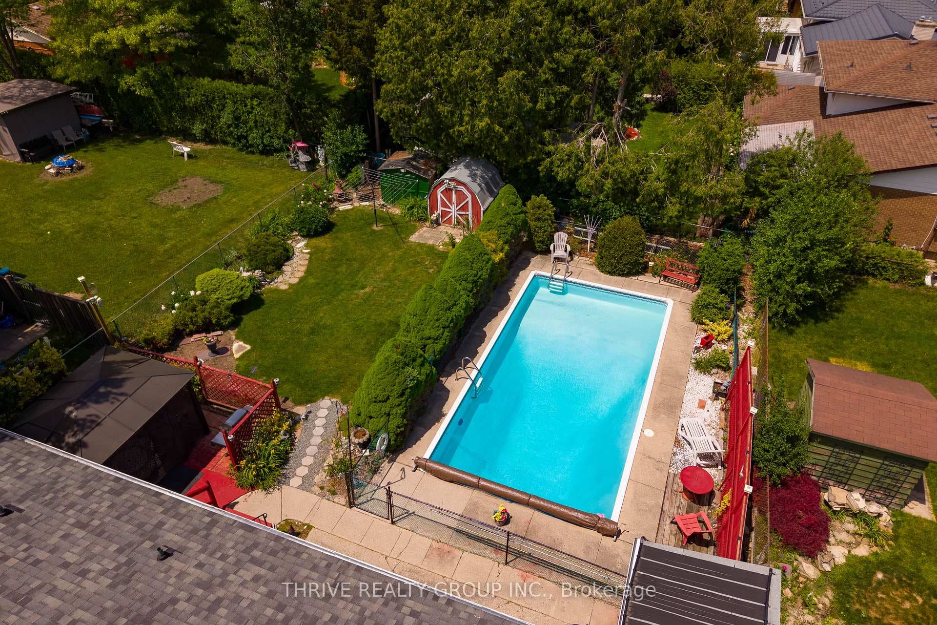 6 Southwood Crescent photo 27