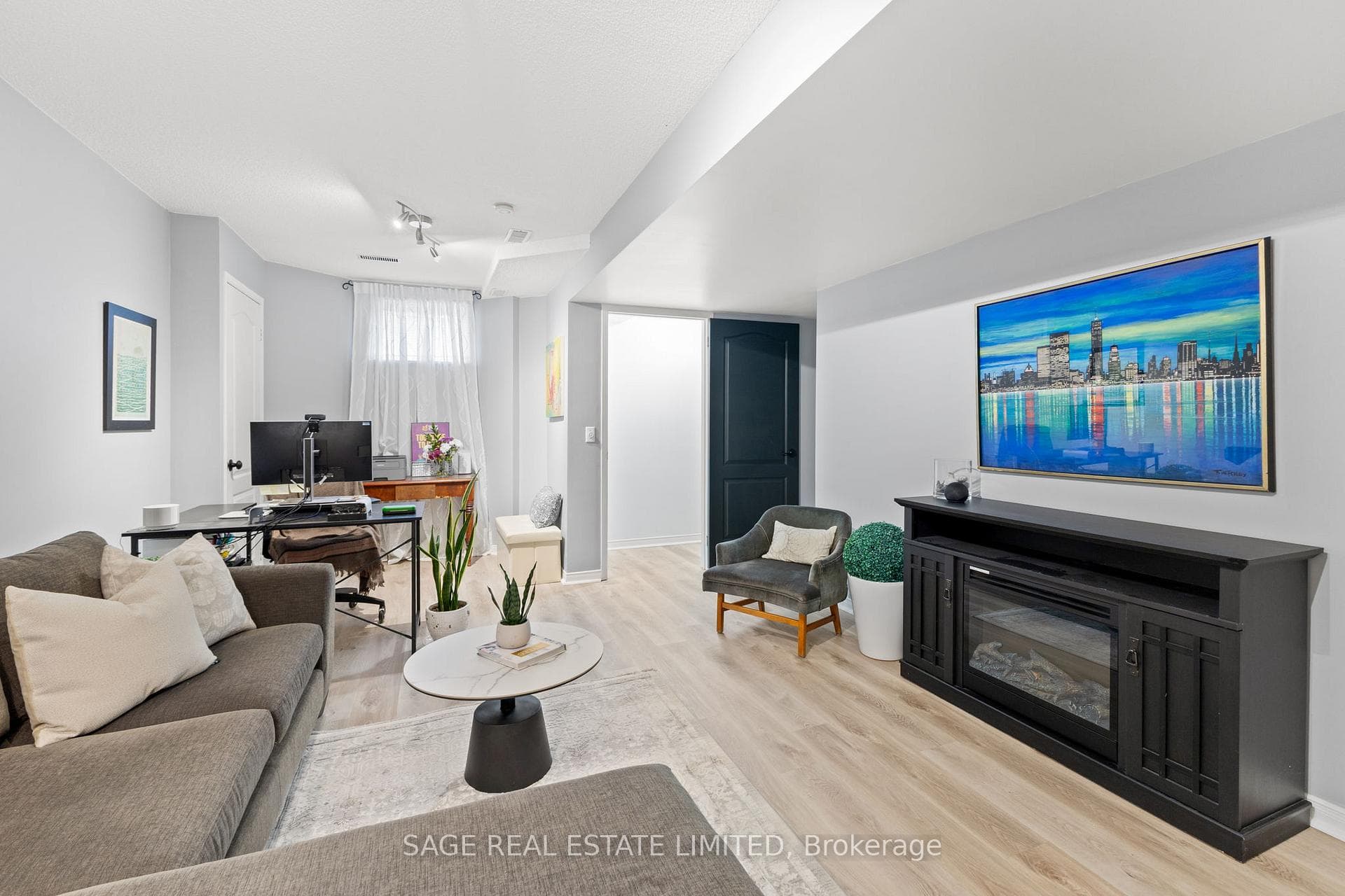 307 Balsam Street photo 42