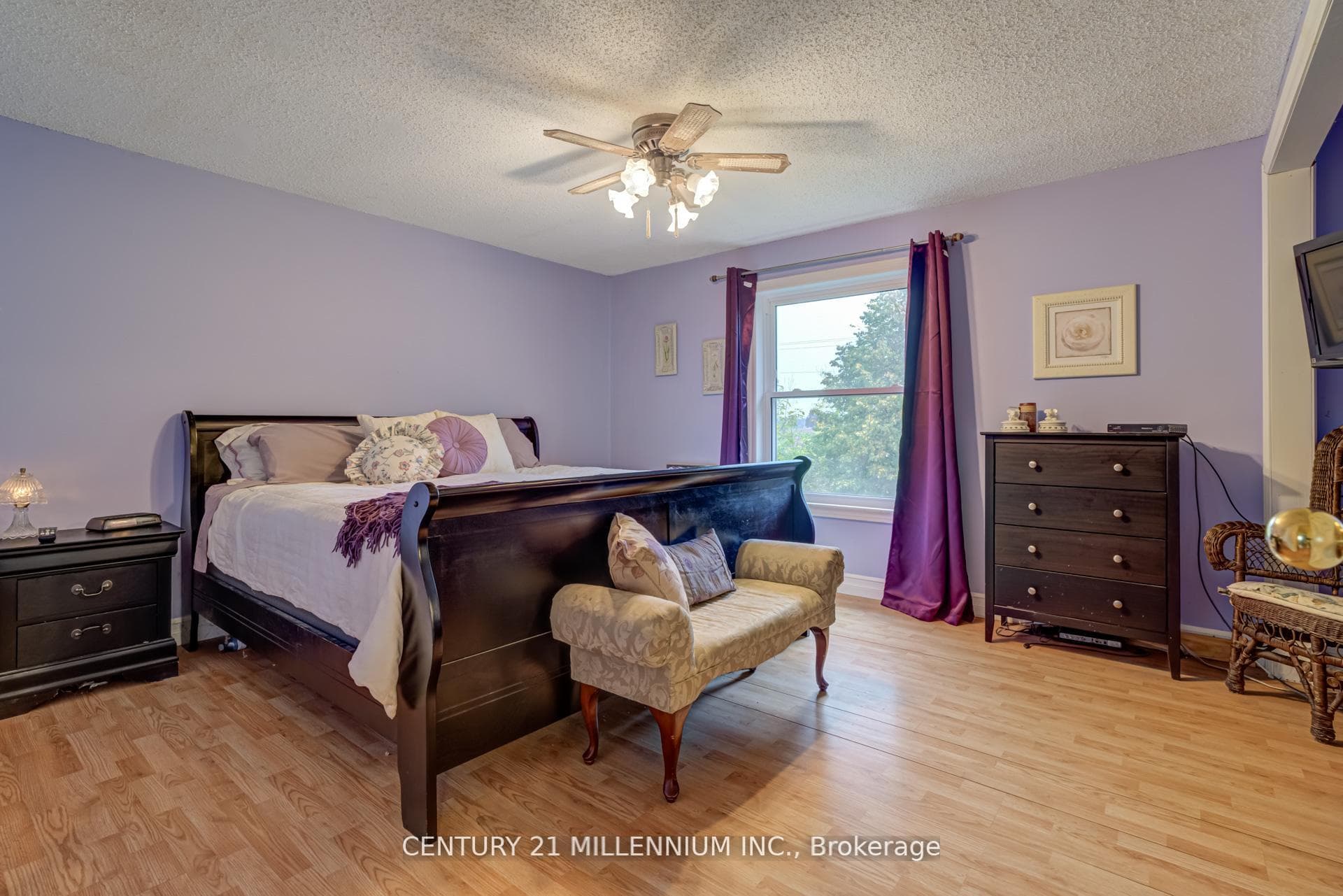 077286 7th Line photo 10