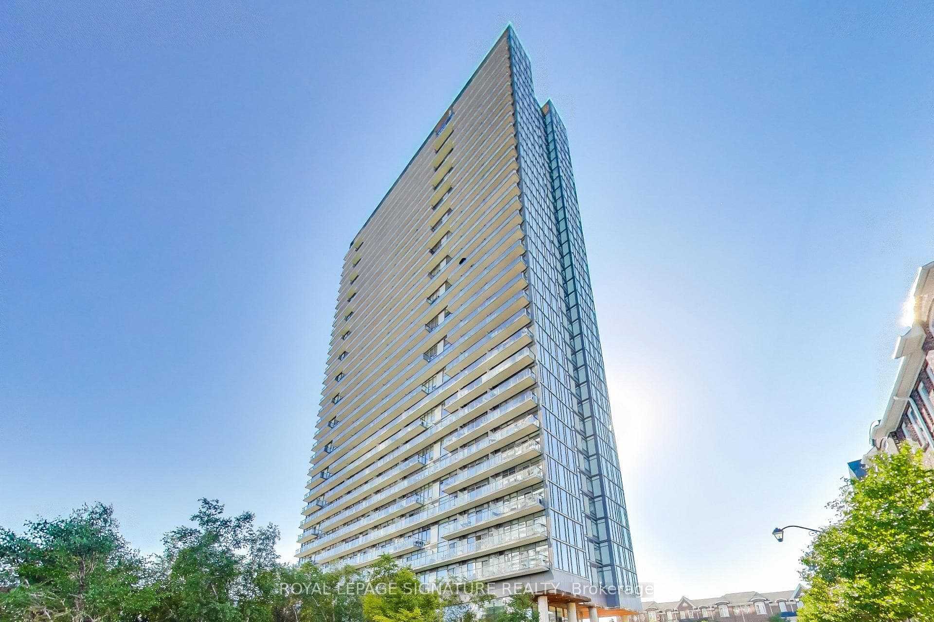 105 The Queensway N/A Unit 1207 photo 40