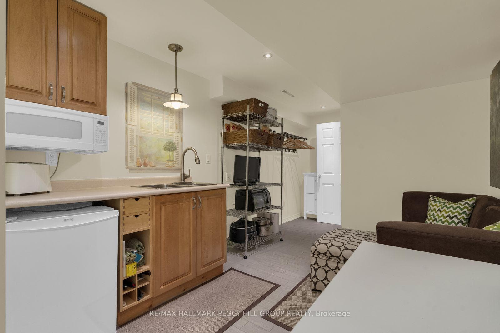 83 Eugenia Street photo 13
