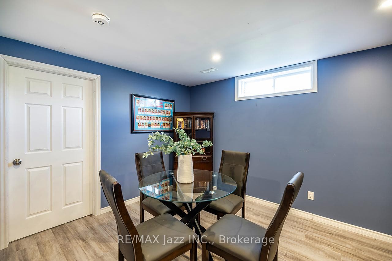1 MILLPOND Lane photo 28