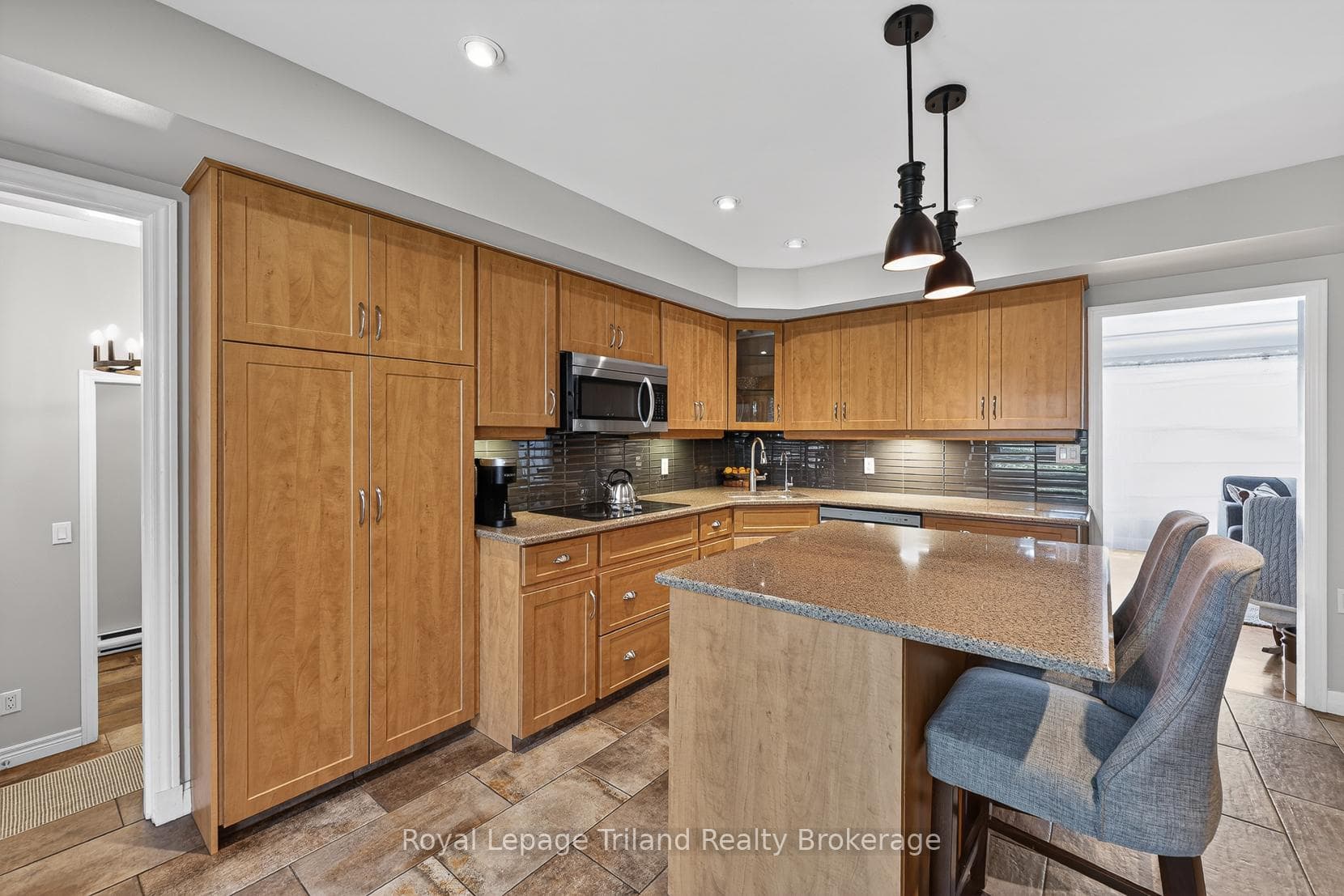 236 Delatre Street photo 13
