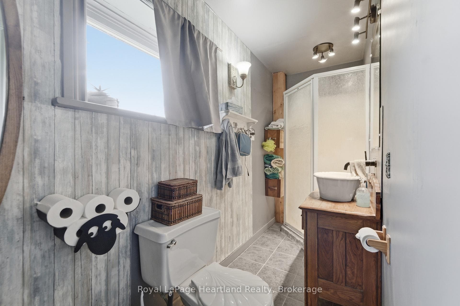 43882 Winthrop Road photo 19