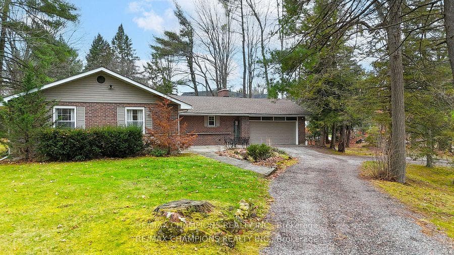 16548 7th Concession Road photo 1