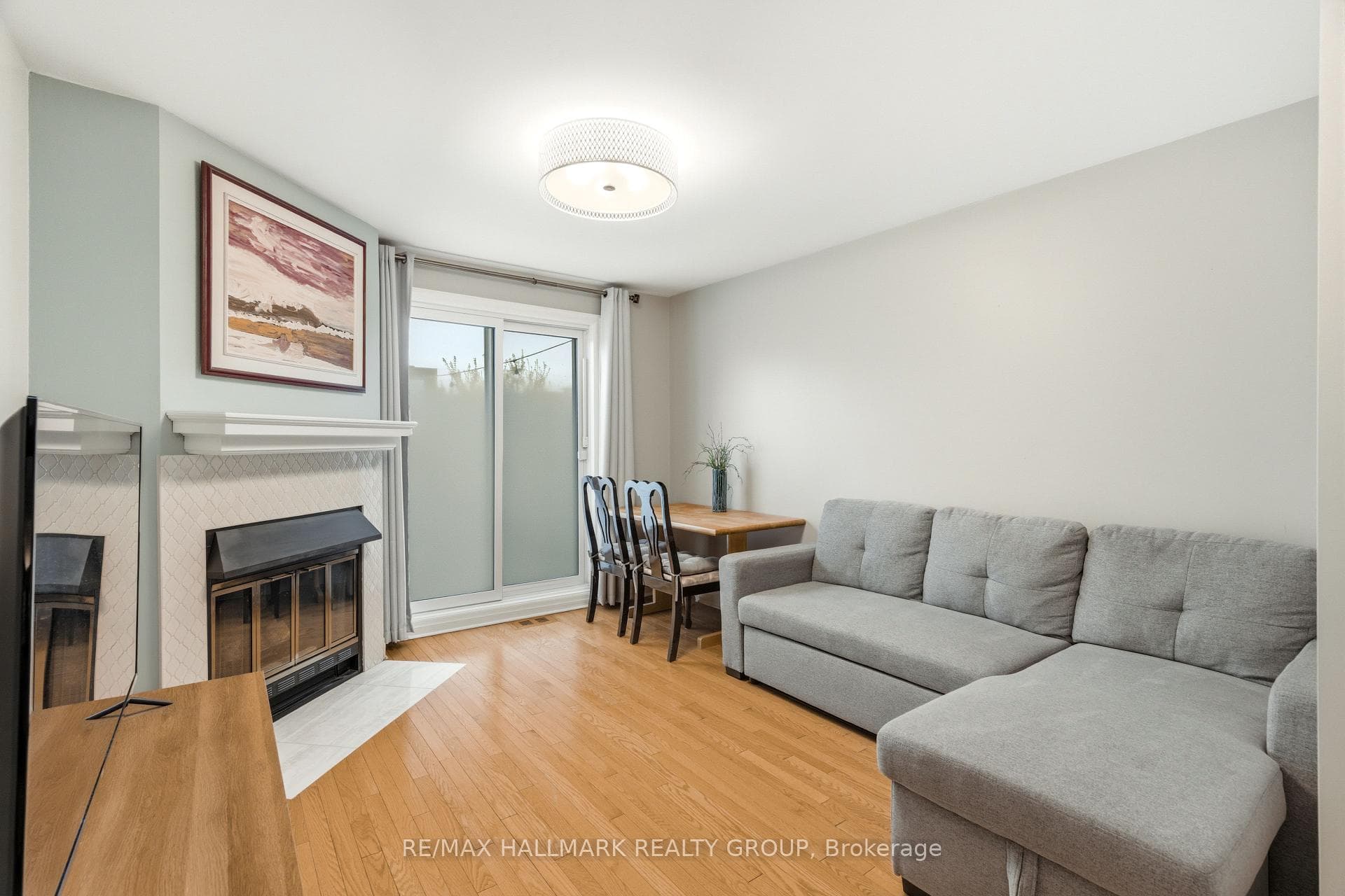 417 Daly Avenue photo 32