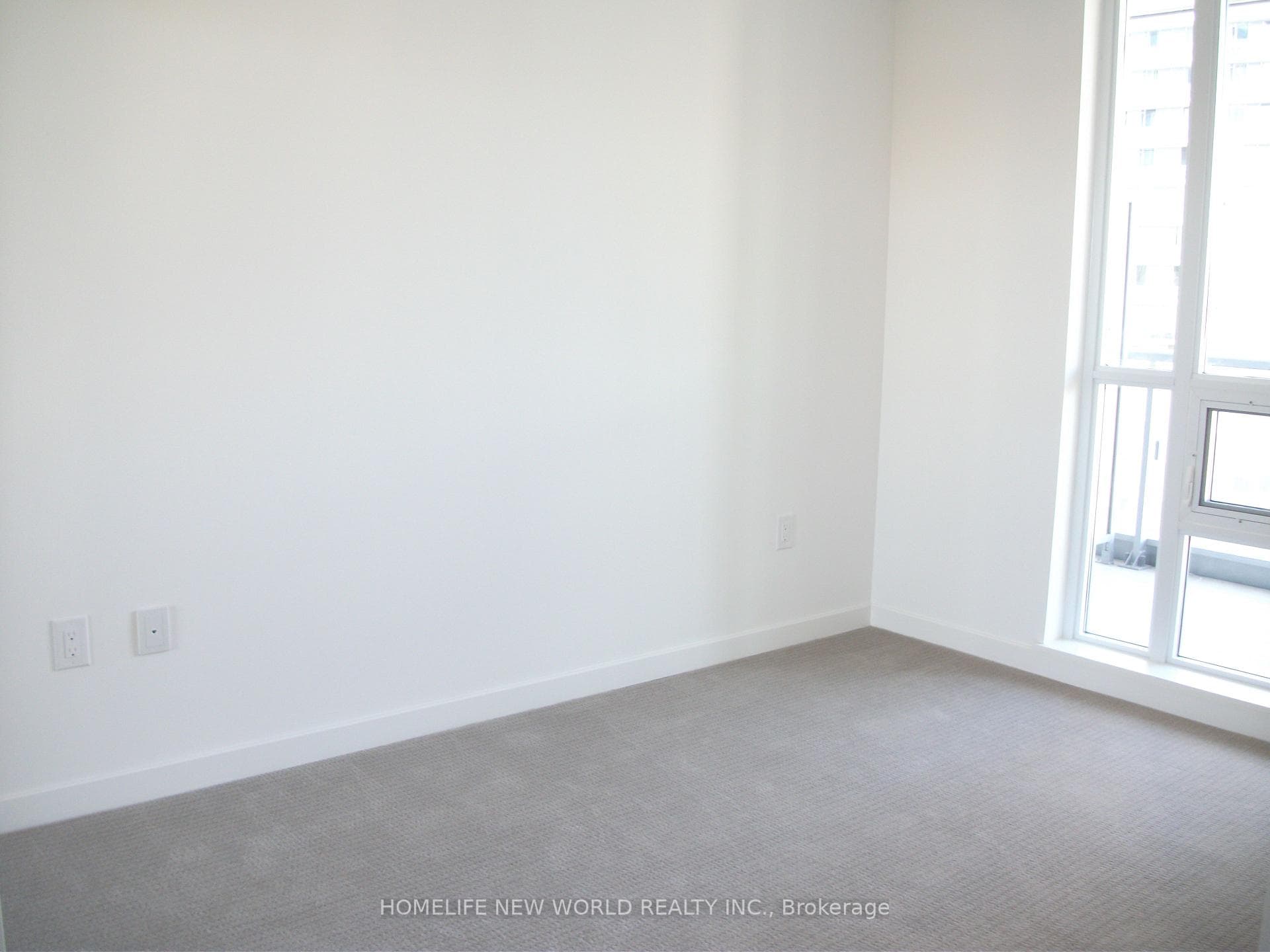 62 Forest Manor Road Unit 1302 photo 5