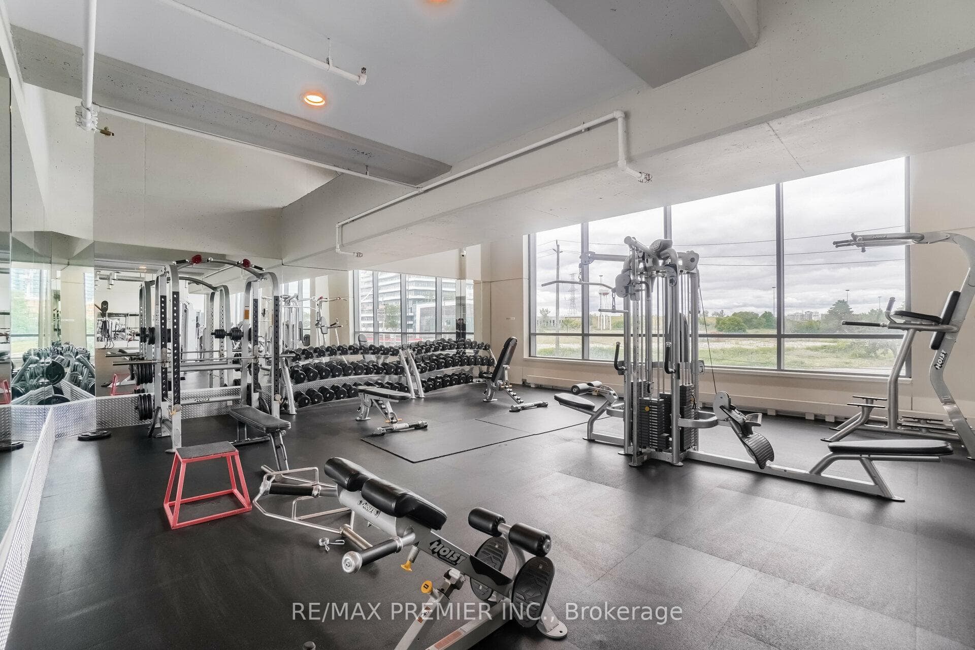 2212 Lake Shore Boulevard Unit 303 photo 27