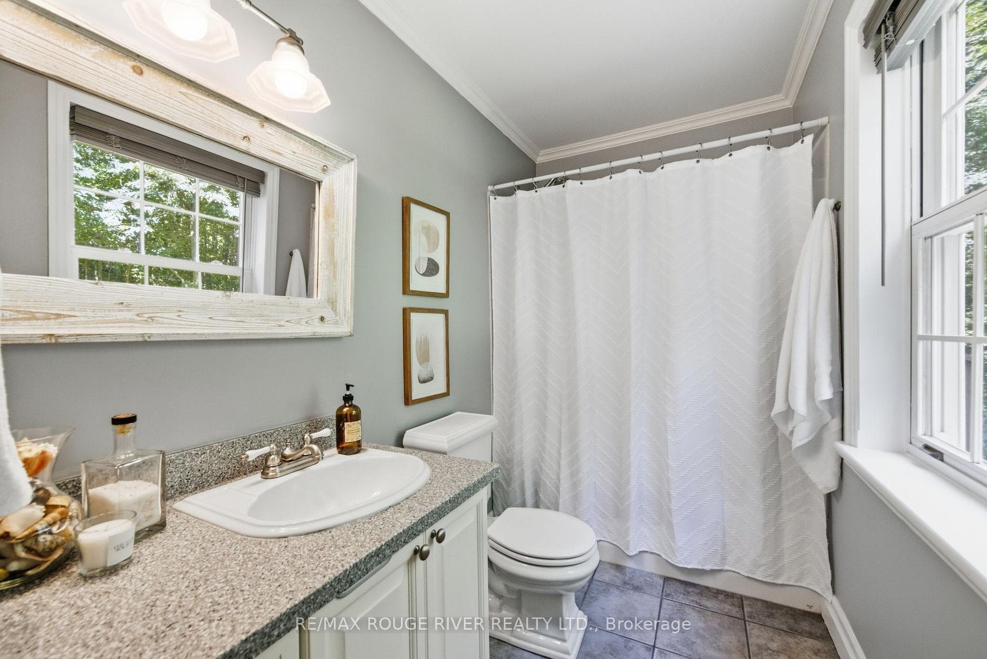 2774 Les Davey Road photo 19