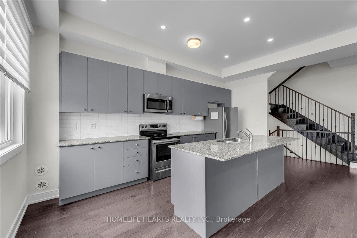 1389 Clarriage Court photo 18